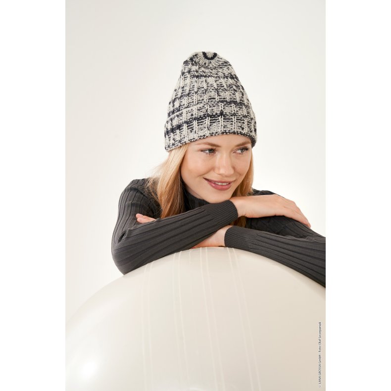 Opskrift strikket hue i Meilenweit 6-fach p dansk sendes som PDF